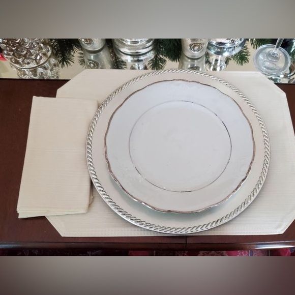NWT Set of 4 Bardwil Linens Ivory Placemats and Napkins Table Linens - Picture 6 of 7